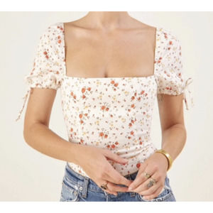 Reformation Floral Short Sleeve Top - Cream and Red